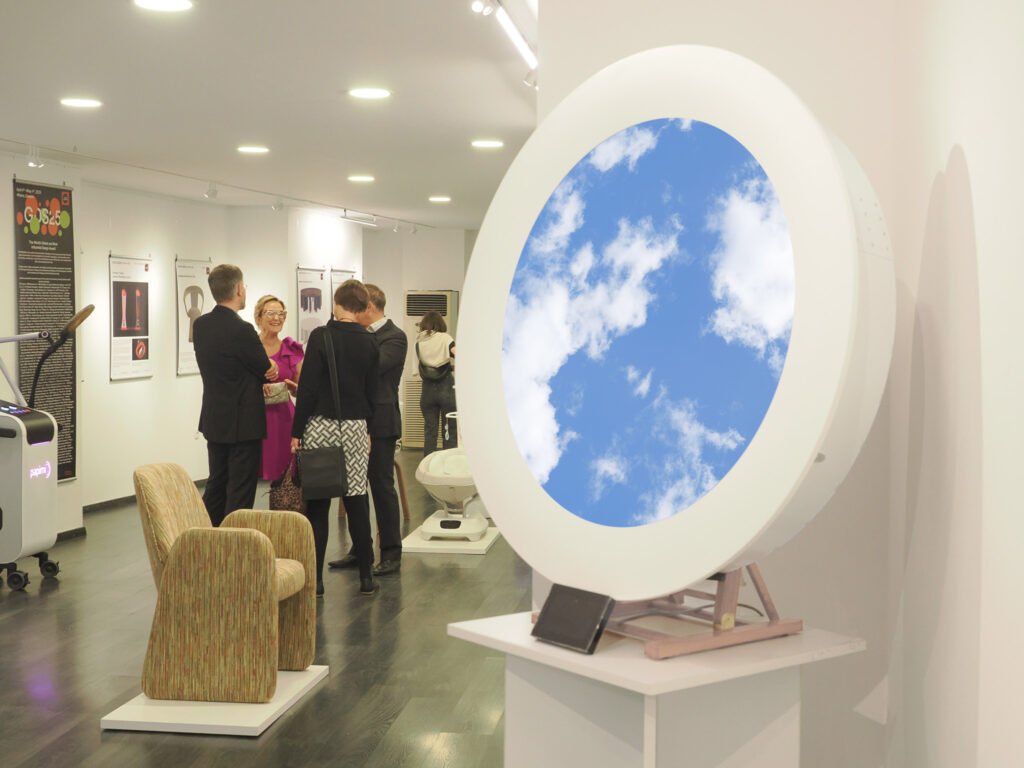 Y4041664 fixed stand